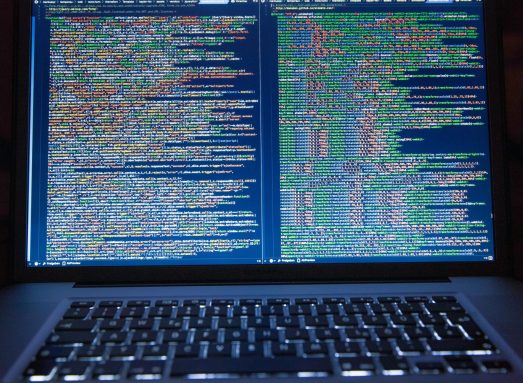 pexels-markusspiske-177598 updating technology consulting services